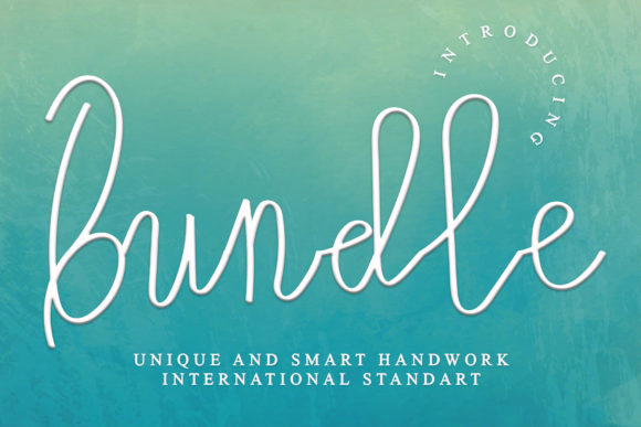 Bundle: A Refined Script Font for Editorial Design